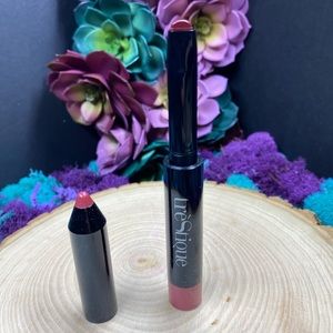 Trestique Lipstick